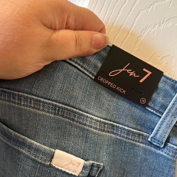 Jen 7 Size 18 Light Blue Ankle Jeans w/Sculpting Panel Cropped Kick Enhance Me - Picture 5 of 6